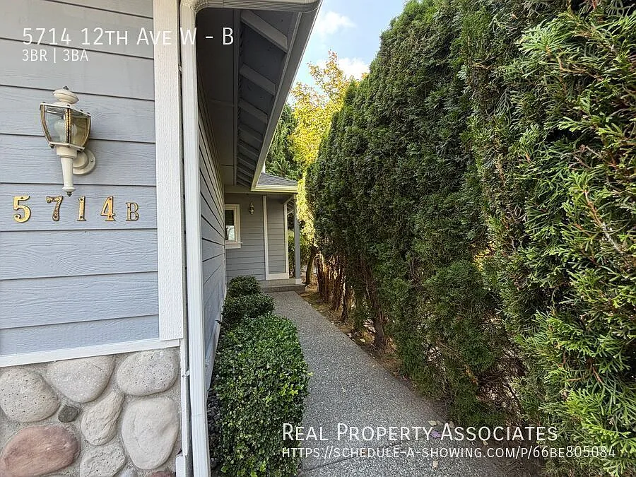 5714 12th Ave W #B