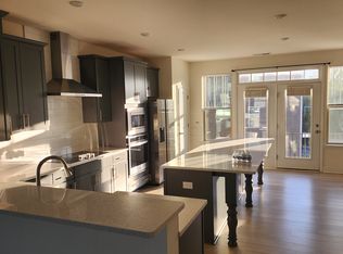 2907 W Trade St, Charlotte, NC 28208