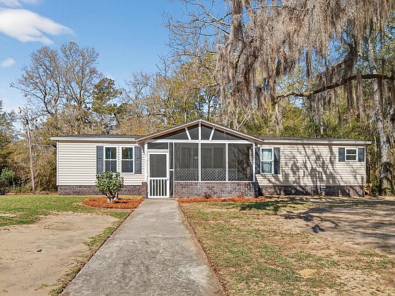 5th image of 1223 Benton Rd