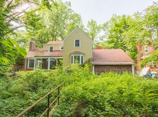 Edinboro Rd, Staten Island, NY 10306