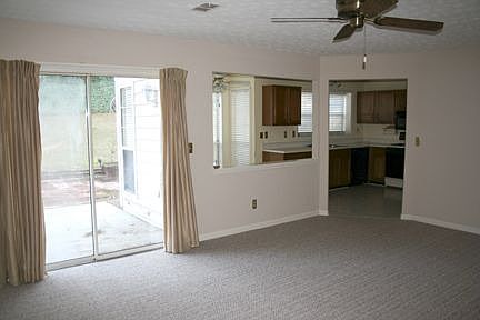Family room (1)