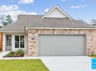 10546 Highland Lakes Dr, Denham Springs, LA 70726