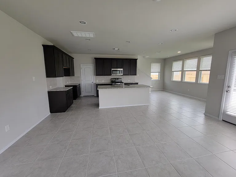 11300 Lago De Garda Dr — Photo 8