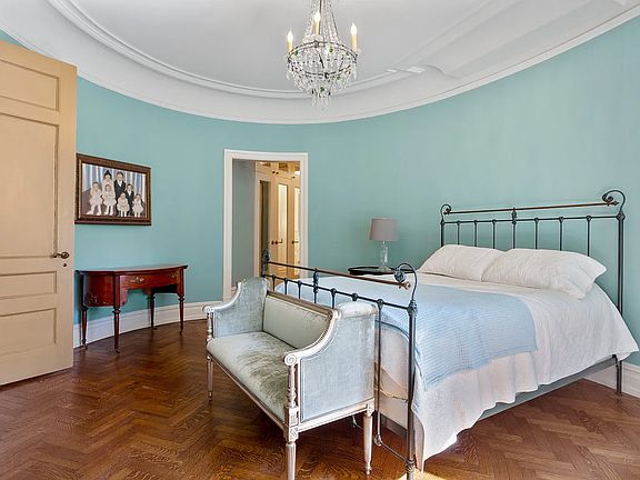 5th image of 2109 Broadway #1087/1092