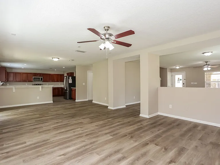 12290 Lawson Creek Dr — Photo 7