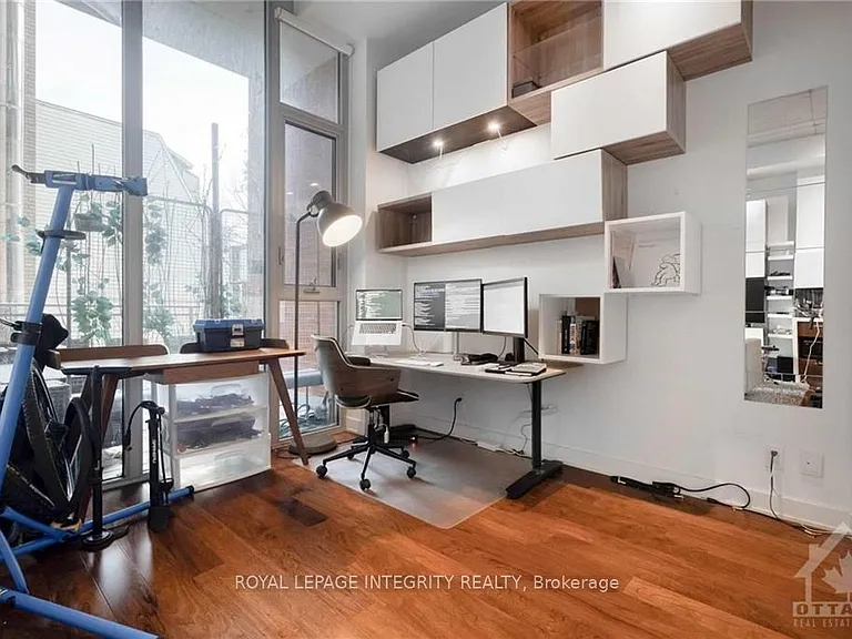 340 McLeod St #113 — Photo 14