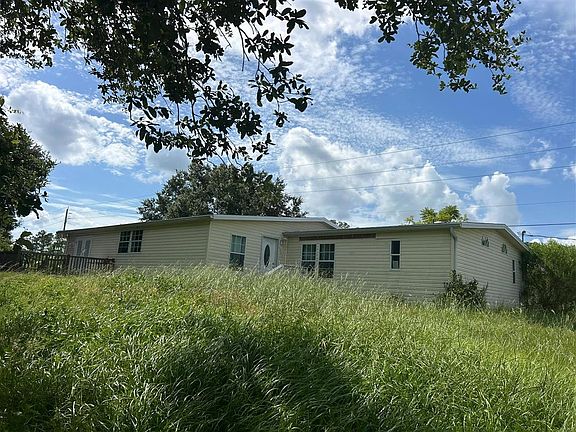 4th image of 5981 Galambos St