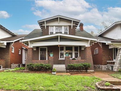 931 Dover Pl, Saint Louis, MO, 63111