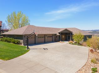 2015 Harney Dr, Rapid City, SD 57702
