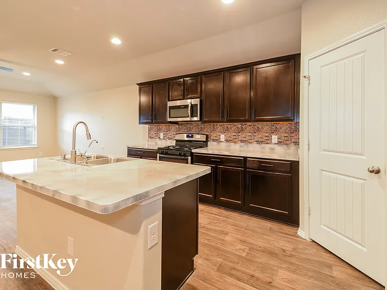 3919 Egyptian Goose Ct — Photo 5