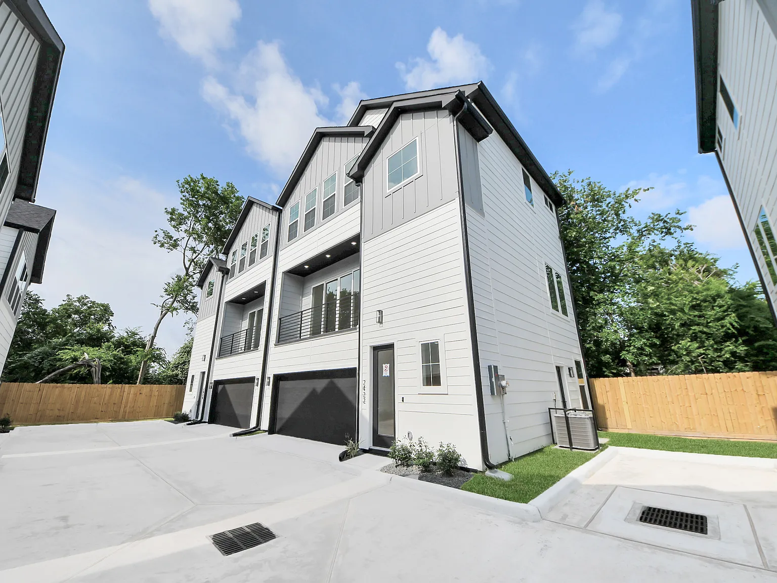 3 bed, $3,500 — Photo 4