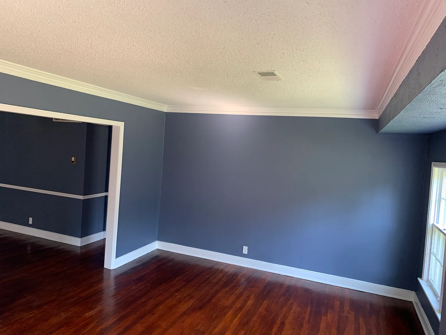 3523 Bowen — Photo 3