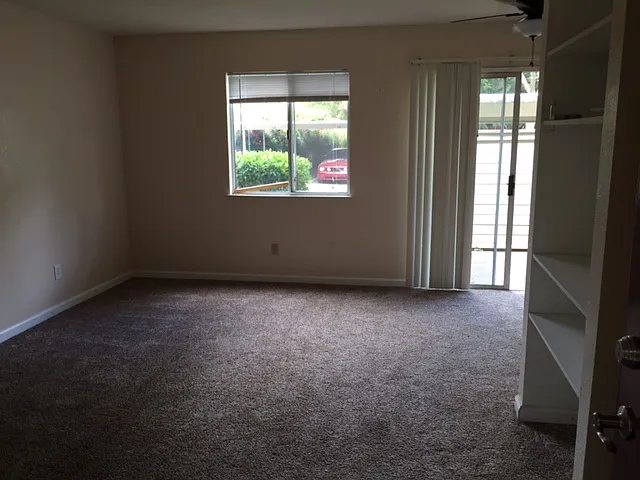 9131 Newhall Dr — Photo 4