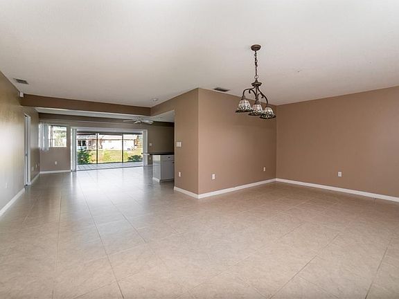 5th image of 6313 Mosby Pl