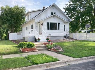 508 Oak Ave SW, Montgomery, MN 56069