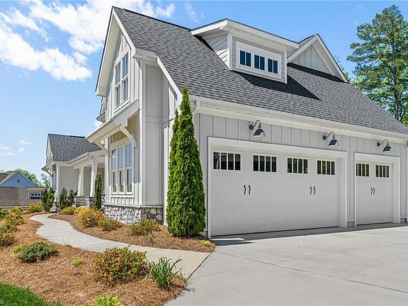 5th image of 5366 Summer Hill Ln
