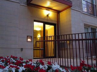 538 W Washington Ave APT 205, Madison, WI 53703