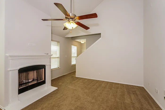 209 Riverdell North Mews — Photo 3