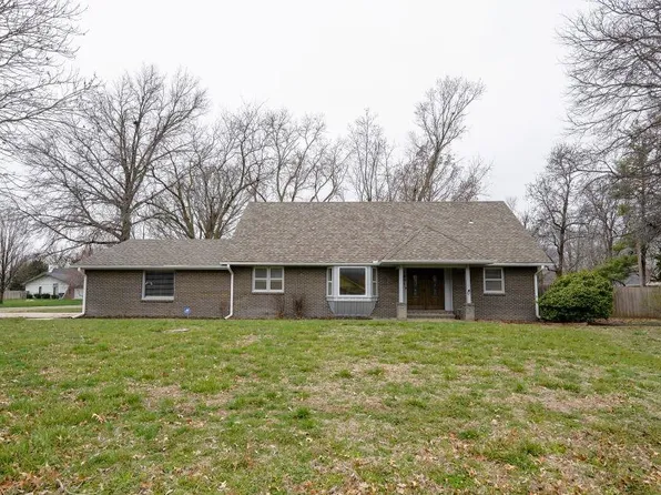 1601 Terrace Dr, Newton, KS 67114