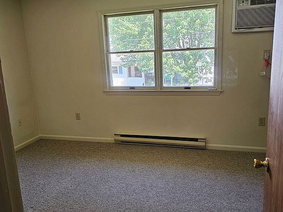 5th image of 1309 Almond St #Ag8