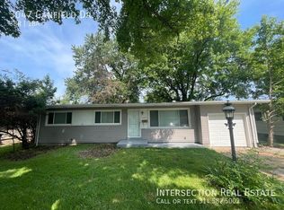 3047 Canfield Dr, Saint Louis, MO 63136