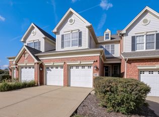 45 Red Tail Dr, Hawthorn Woods, IL 60047