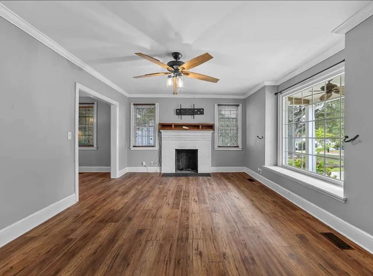 2 bed, 1248 sqft, $2,600 — Photo 4