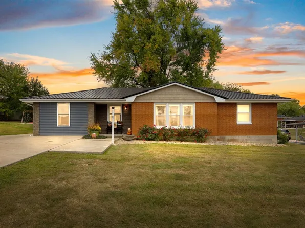 316 Sharon Dr, Campbellsville, KY 42718