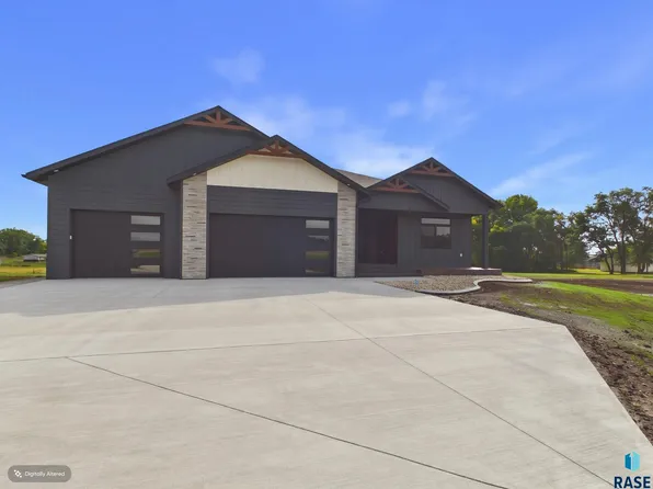23346 451st Ave, Madison, SD 57042