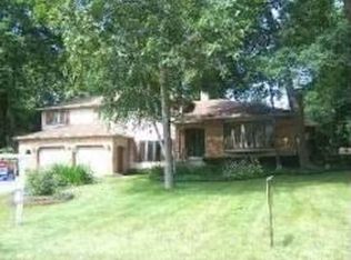 506 Glenview Dr, Madison, WI 53716