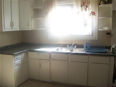 5th image of 7501 Wentworth Ave