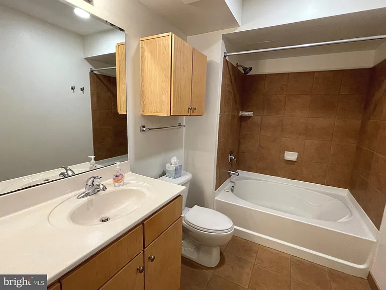 616 E St NW #711 — Photo 21