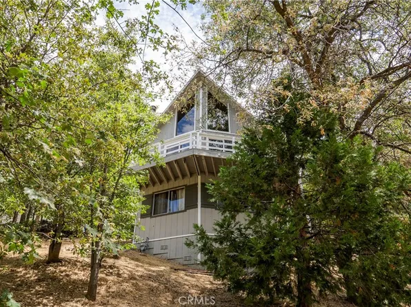 881 Rhine Rd, Lake Arrowhead, CA 92352