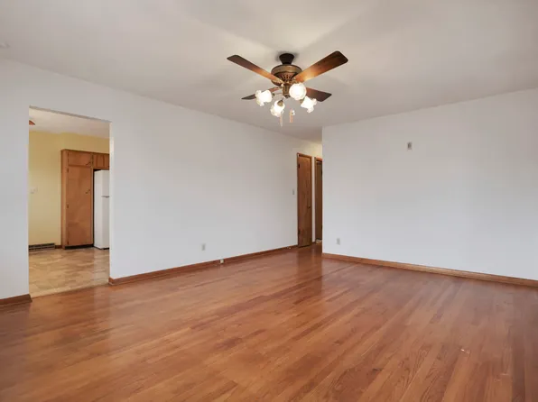 396 N 10th St, Newark, OH 43055