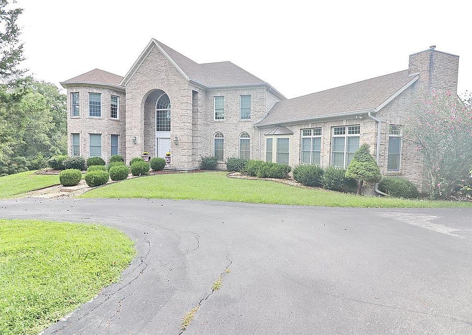 2nd image of 1256 Wimbledon East Dr
