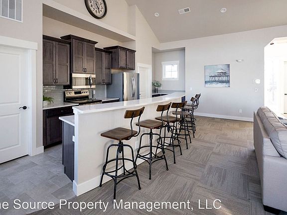 3rd image of 2154 Montauk Ln Unit 3