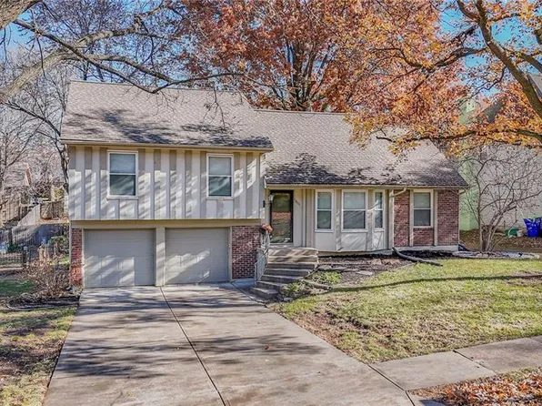 7809 Long St, Lenexa, KS 66216