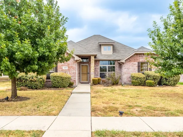 1208 Calla Lily Dr, Desoto, TX 75115
