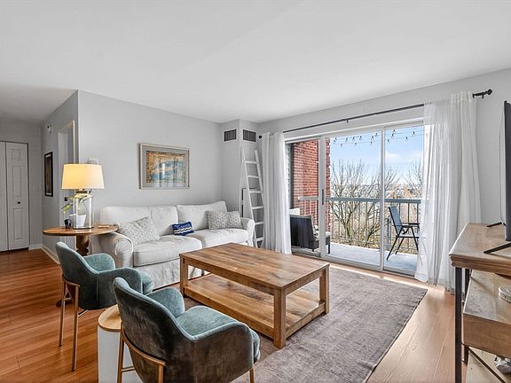 2nd image of 200 Captains Row APT 408