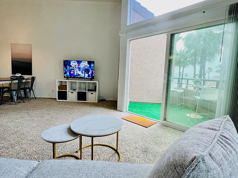 1200 Pacific Coast Hwy #427 — Photo 5