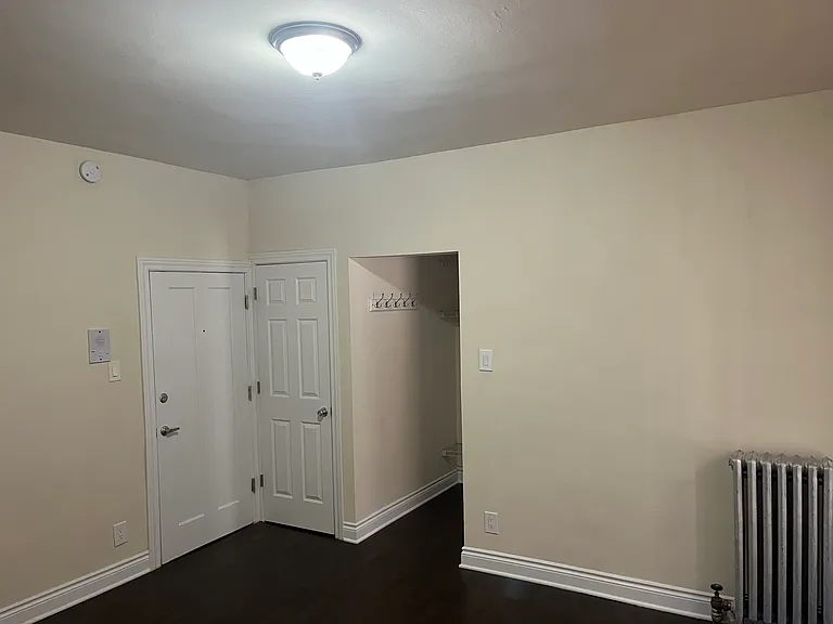 6108 S University Ave #301 — Photo 11
