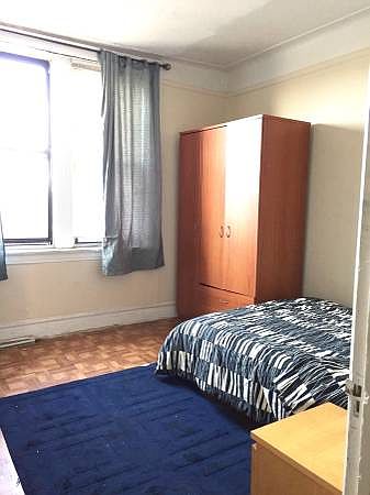 2nd image of 2563 Steinway St APT 3B