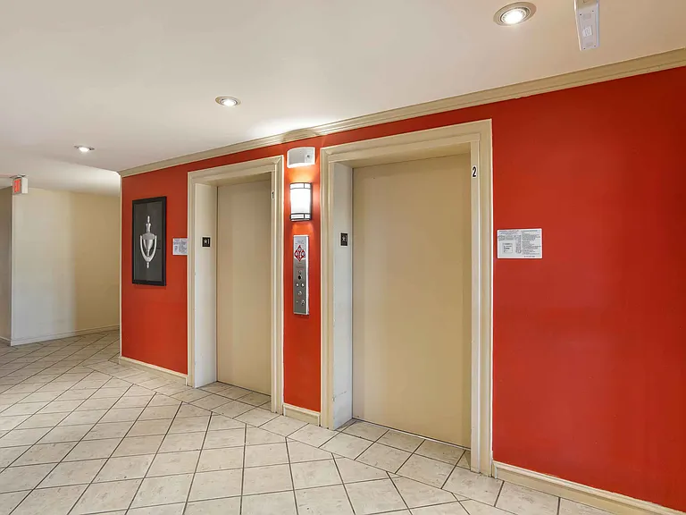 Lobby and Guest Check-in