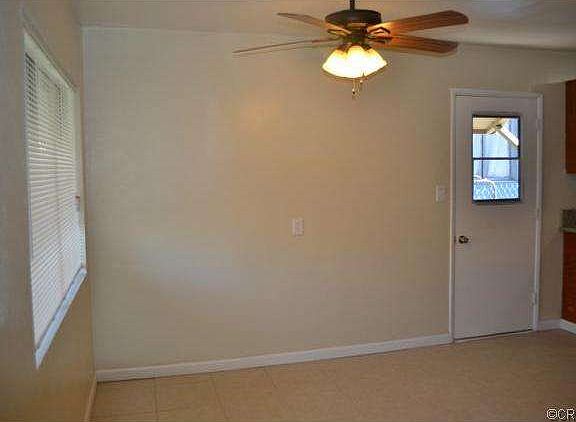 4th image of 11546 Belcher St
