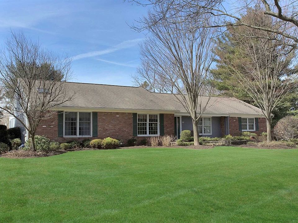 1st image of 45 Longacre Dr