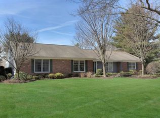 45 Longacre Dr, Huntington, NY 11743