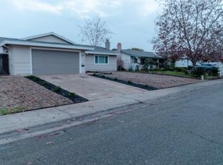 3305 Glenmoor Dr, Sacramento, CA 95827