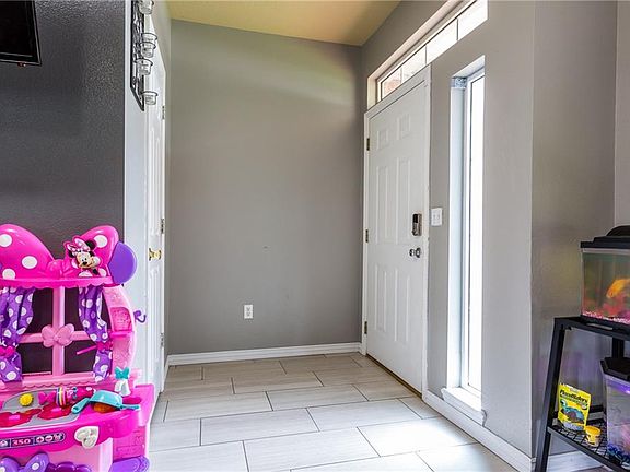 4th image of 1607 Michael Ln