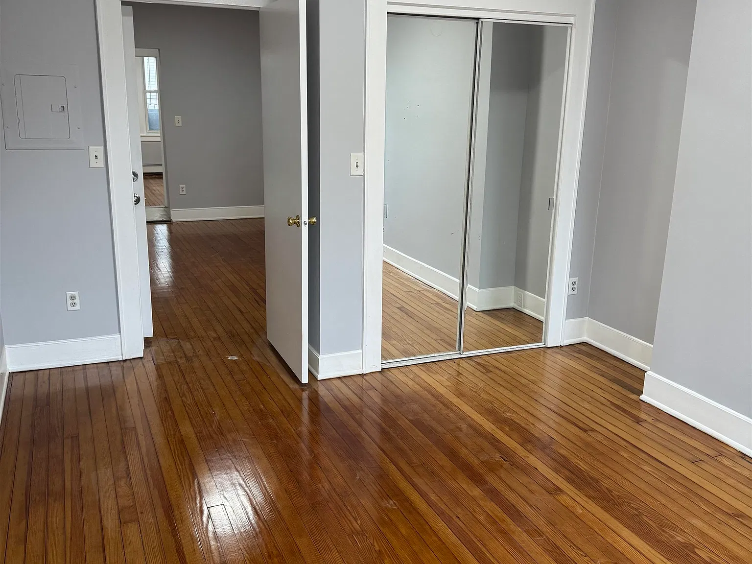 2 bed, 1.0 bath, $2,250 — Photo 4