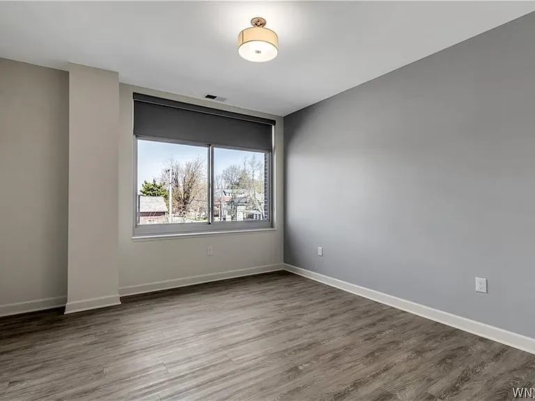 5712 Main St #240 — Photo 2